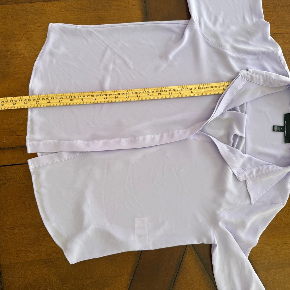 White House Black Market Lilac Purple Hidden Button Front Blouse Womens Medium - Picture 7 of 7